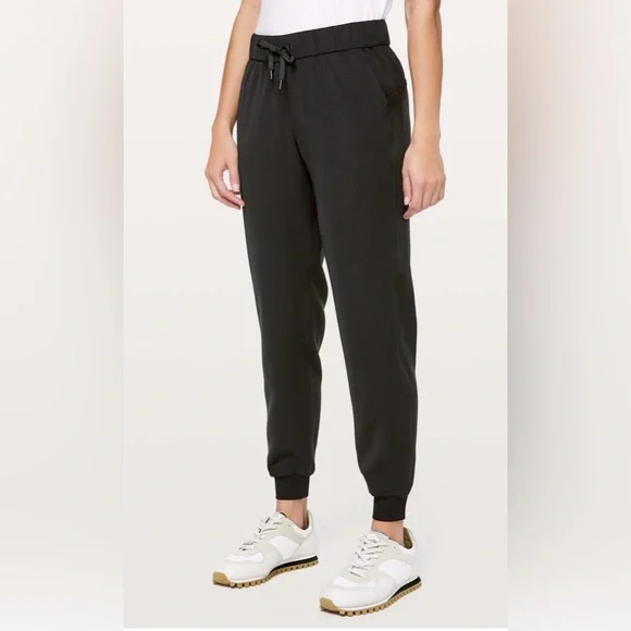🍋 LULULEMON Black On The Fly Joggers Size 10 - Picture 1 of 13